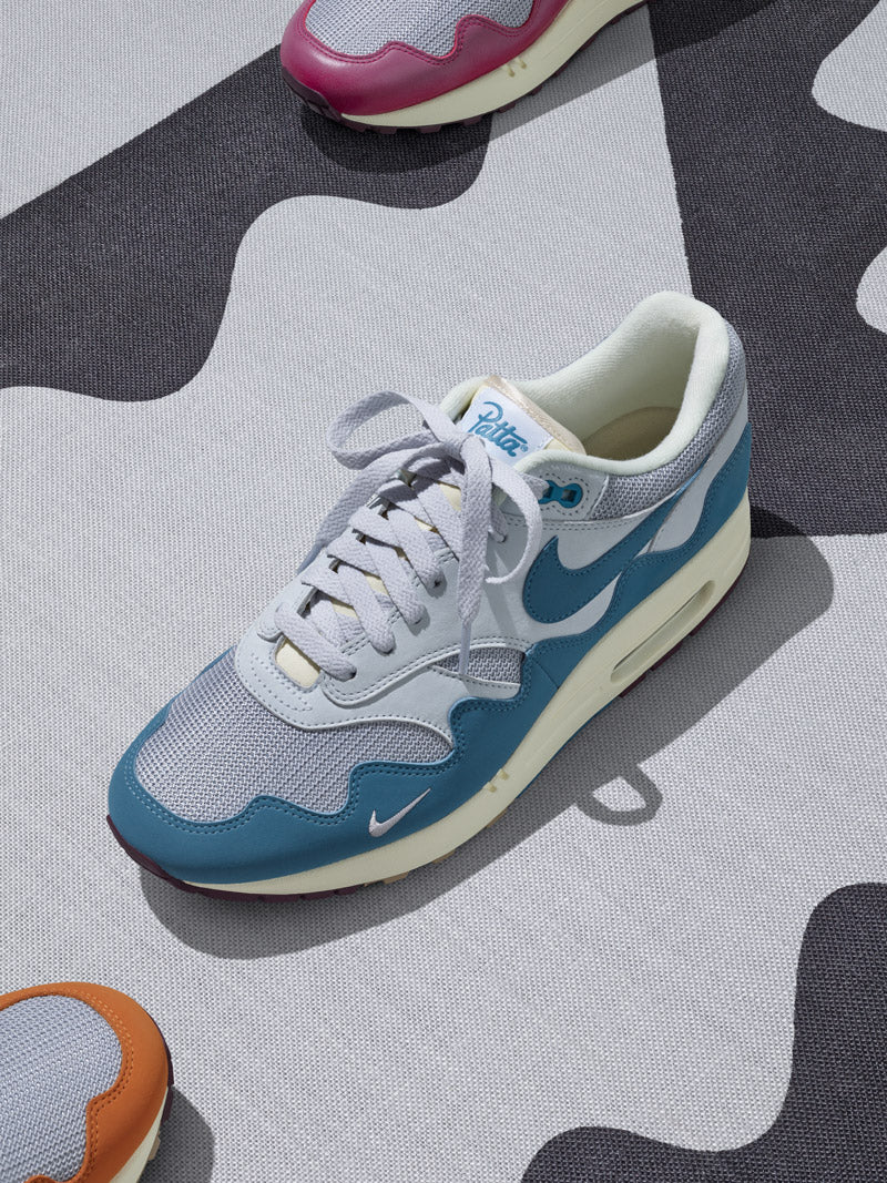 Patta-x-Nike-2021-Close-Blue-Wave_mobile_1500x.jpg