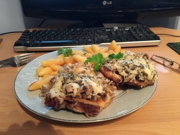 Photo 24-10-14 18 17 36.jpg