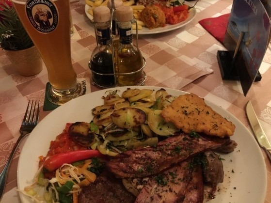 Photo 26-12-14 19 38 30.jpg