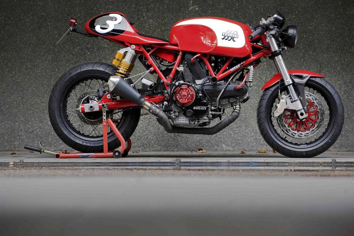 radical-ducati-cafe-veloce-4.jpg