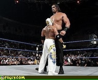 Rey_Mysterio_vs_The_Great_Khali.jpg