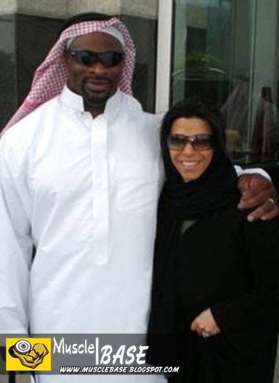 Ronnie+Coleman+After+Wedding+Image+-+02+-+www.Musclebase.Blogspot.com.jpg