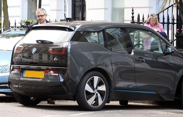 rowan-atkinson-bmw-i3.jpg
