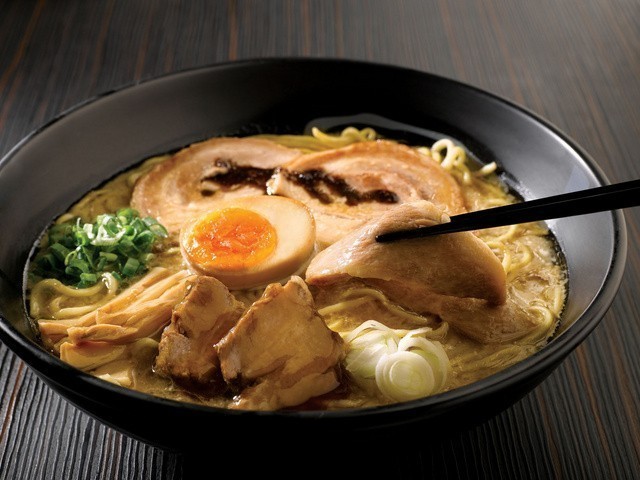 sanpou_tonkotsu_ramen_640.jpg