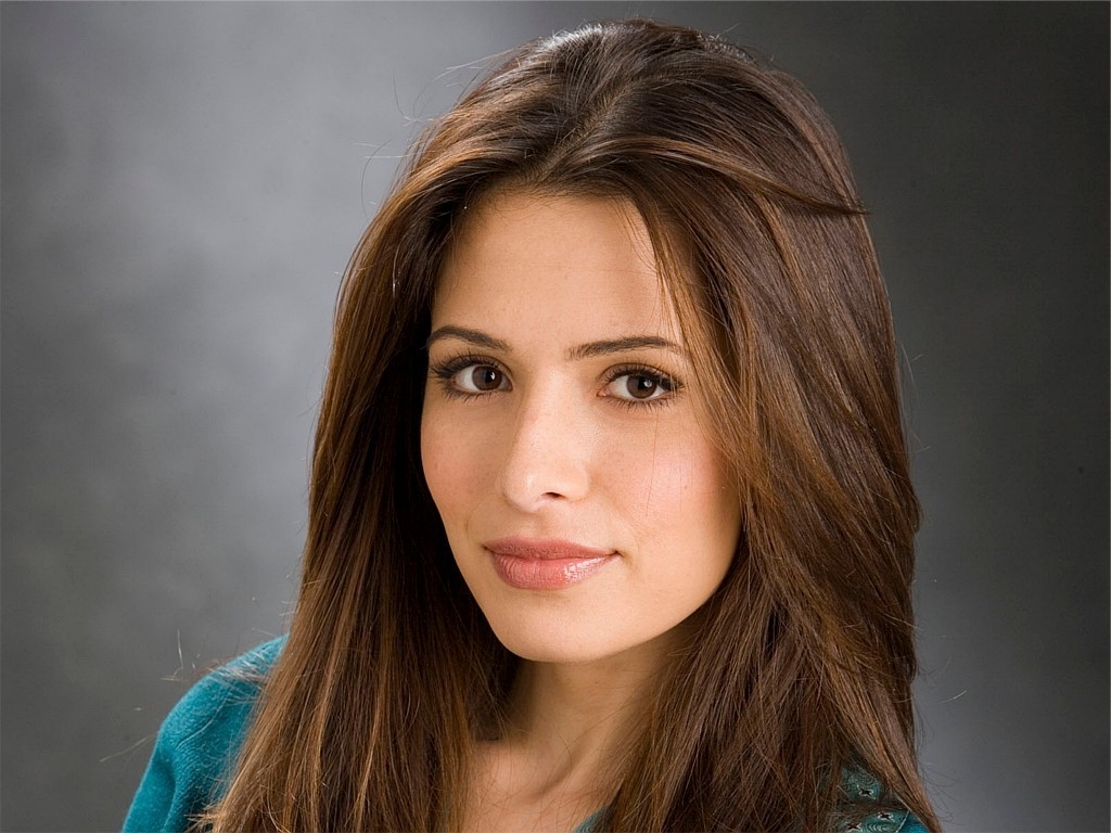Sarah+Shahi+%25282%2529.jpg