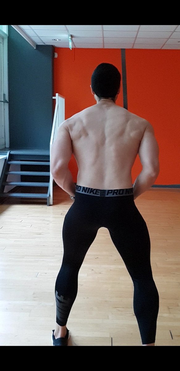 Screenshot_20180519-142909_Video Player.jpg