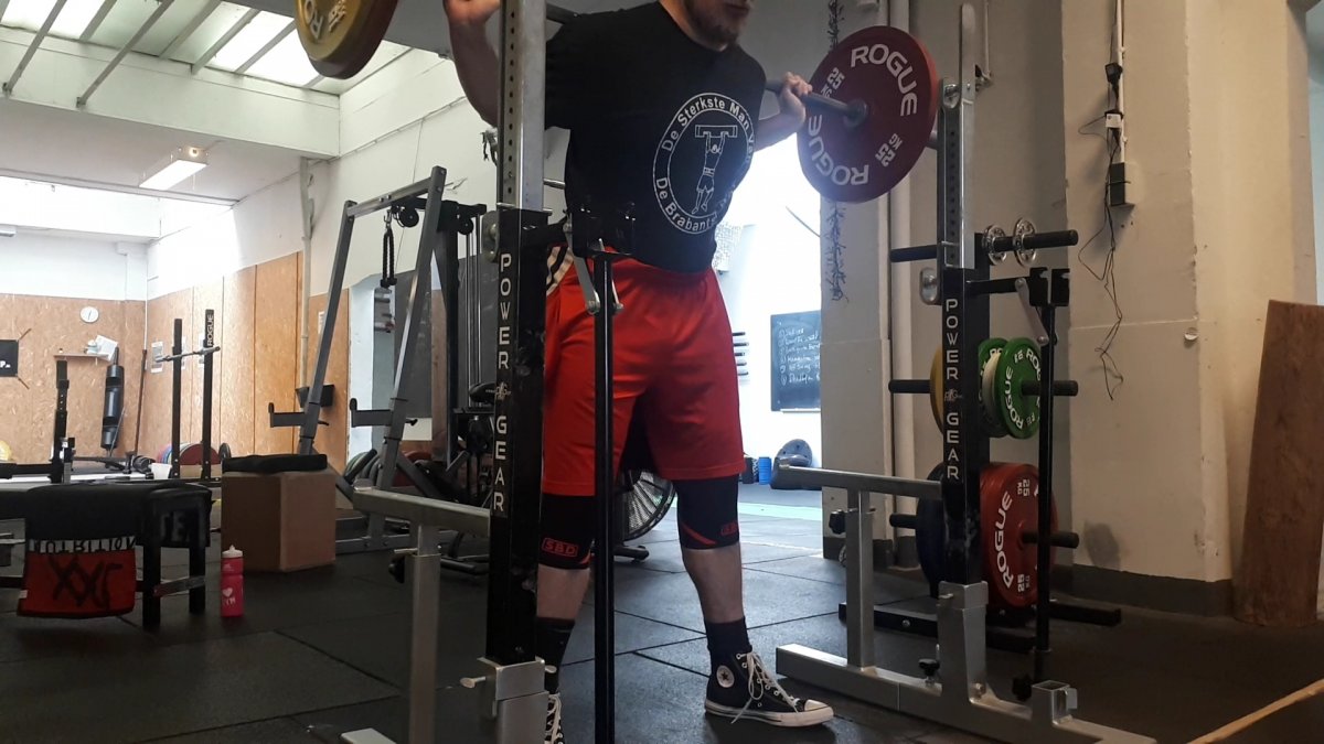 Screenshot_20181123-123532_Video Player.jpg