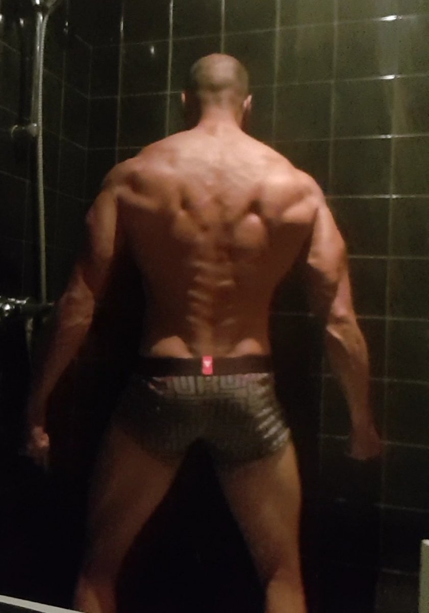 Screenshot_20200714-234847_Video Player.jpg