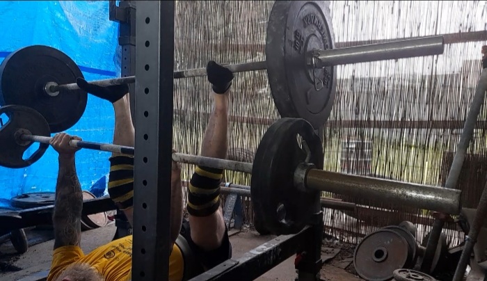 Screenshot_20210605-174225_Video Player.jpg