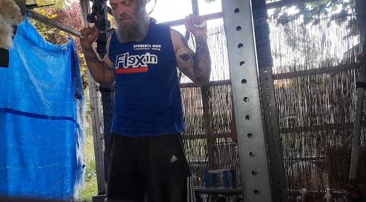 Screenshot_20220513-204425_Video Player.jpg