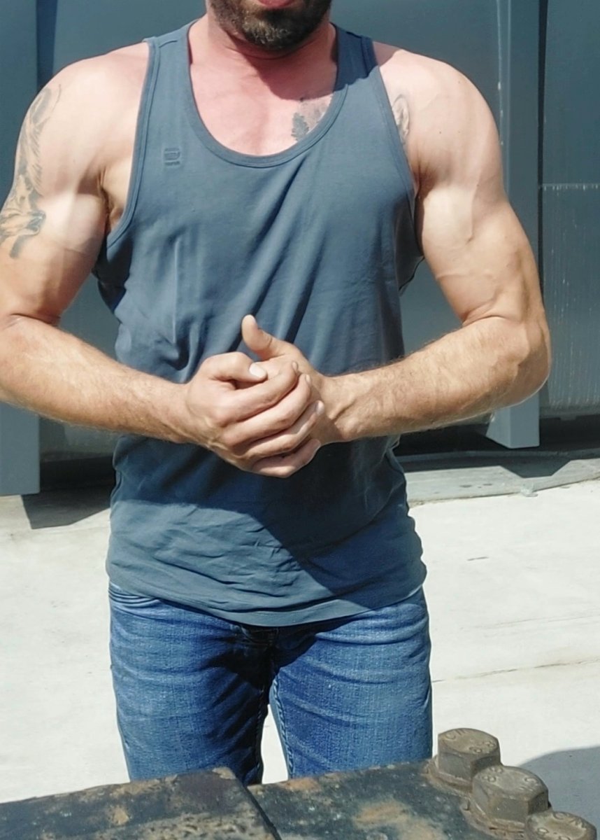 Screenshot_20220610-111218_Video Player.jpg