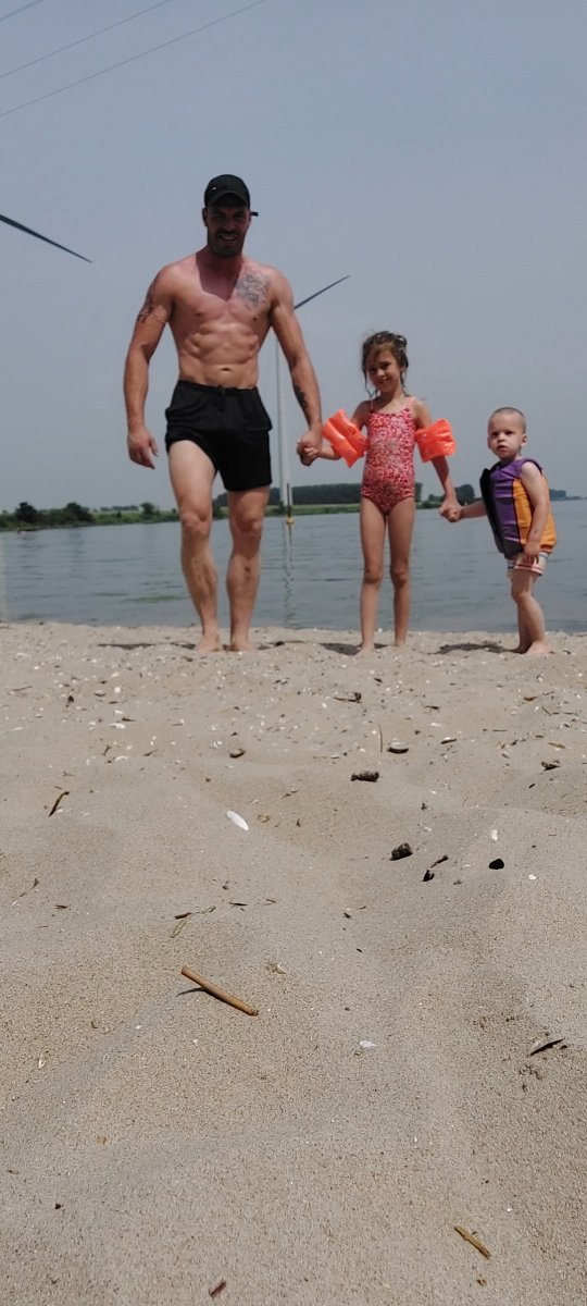 Screenshot_20220618-154840_Video Player.jpg