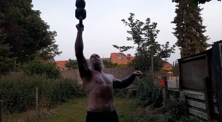 Screenshot_20220618-213532_Video Player.jpg