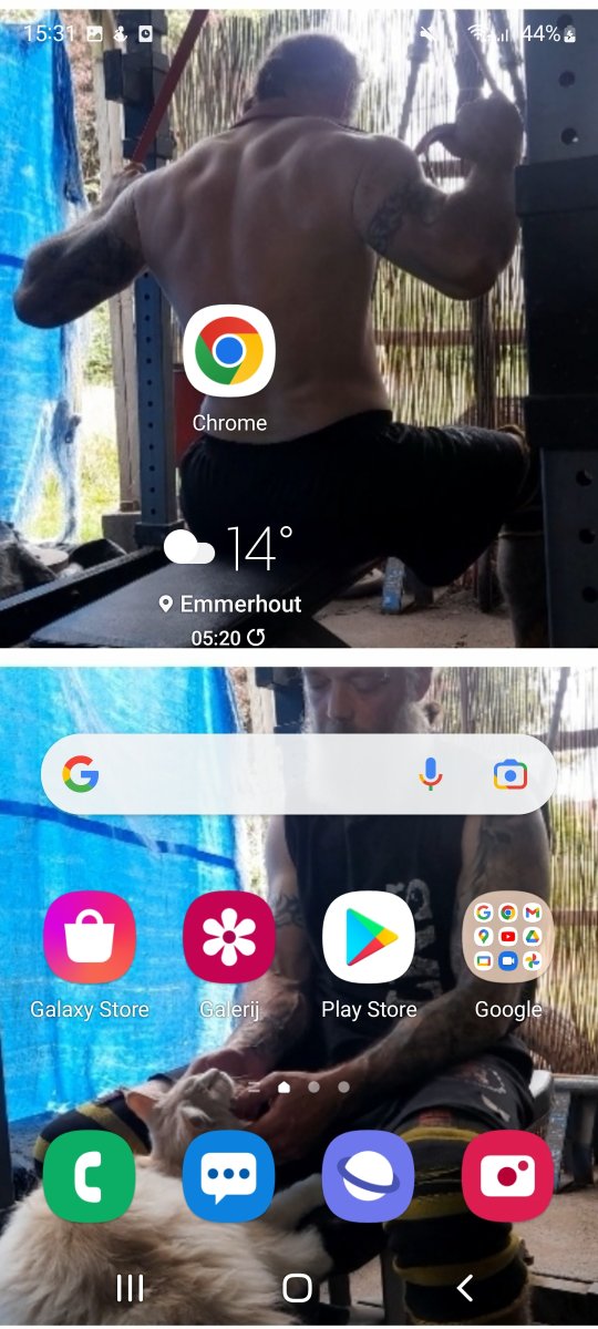 Screenshot_20220701-153107_One UI Home.jpg