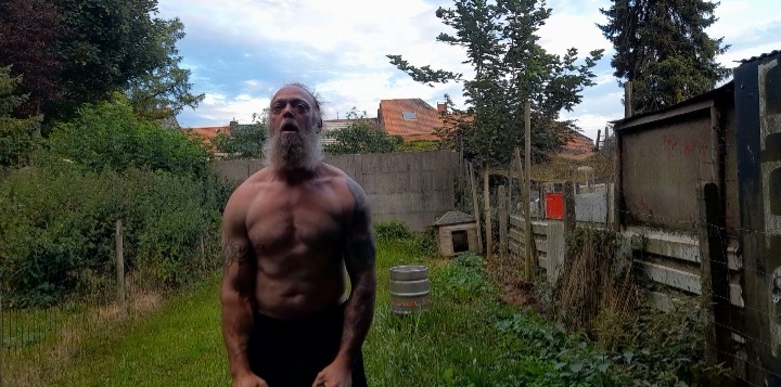 Screenshot_20220713-204403_Video Player.jpg