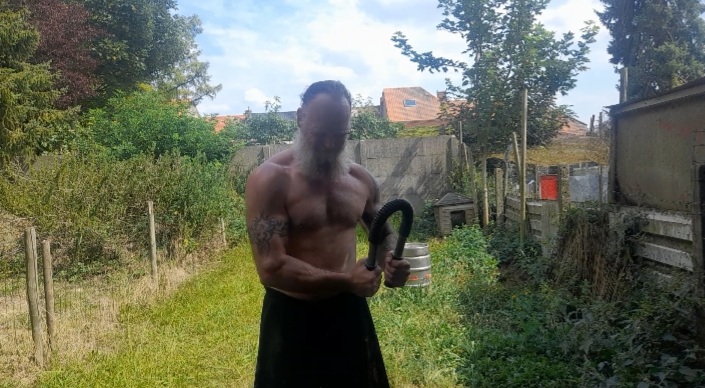 Screenshot_20220729-180236_Video Player.jpg