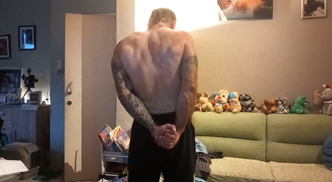 Screenshot_20230625_230143_Editor Lite.jpg