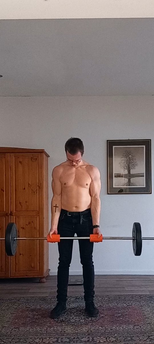 Screenshot_20240212_150852_Video Player.jpg