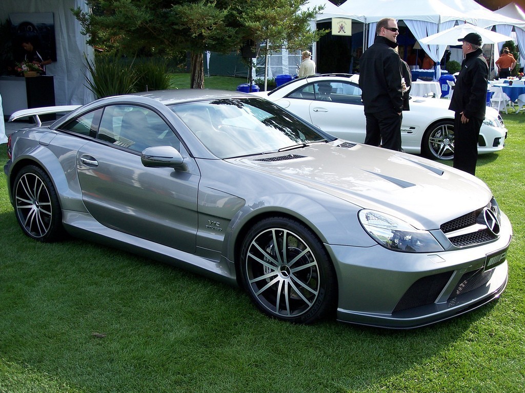 Silver_SL_65_AMG_BS_open_fr.jpg