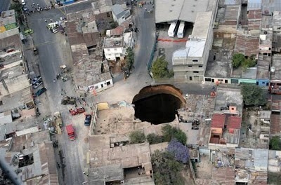 sinkhole1.jpg