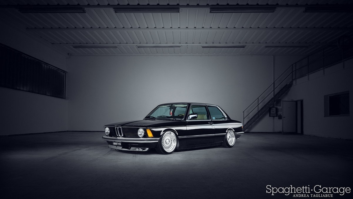 SpaghettiGarage_BMW_e21_frontside.jpg