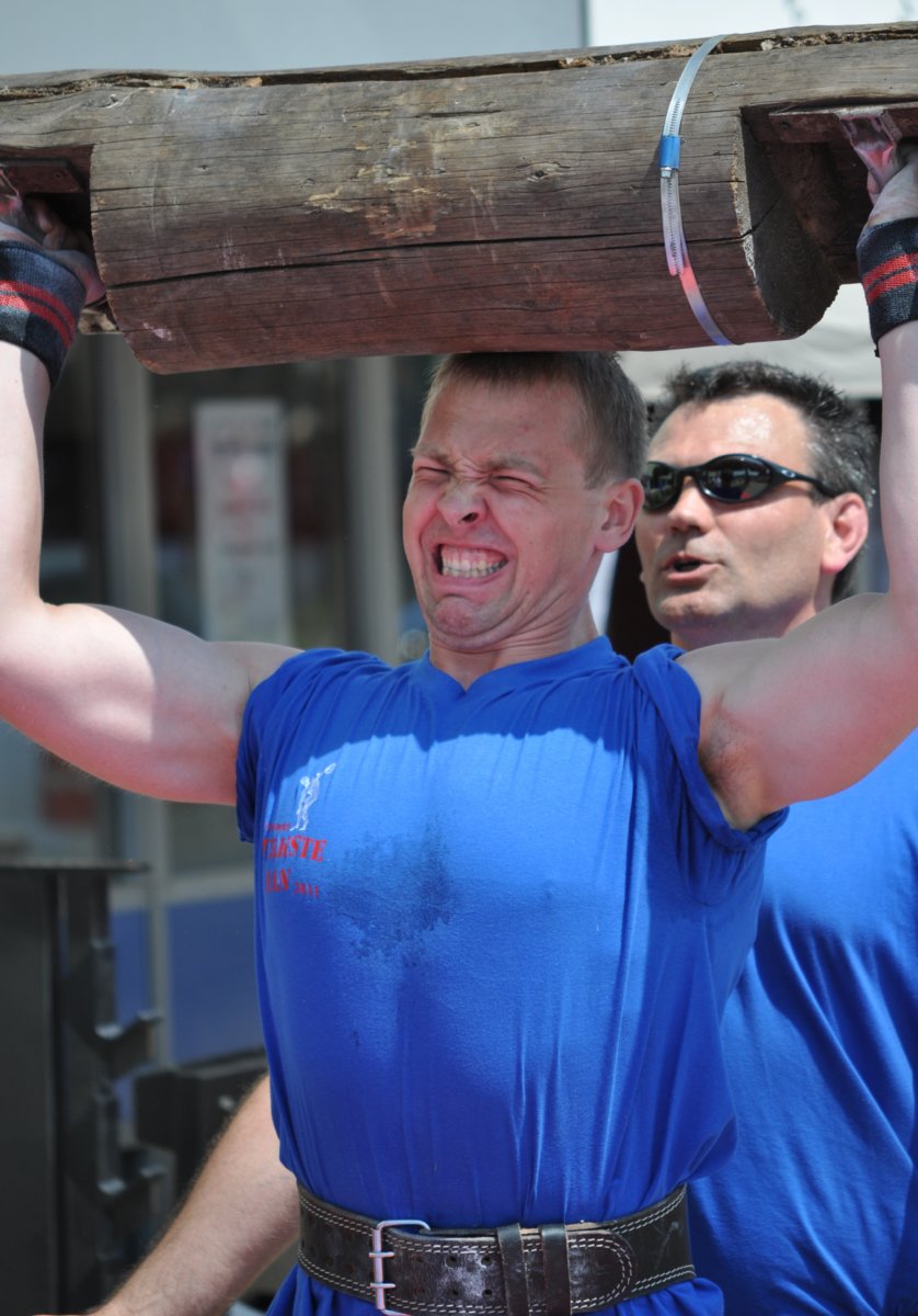 Sterkste Man Verkiezing Beuving juni 2011 179.jpg