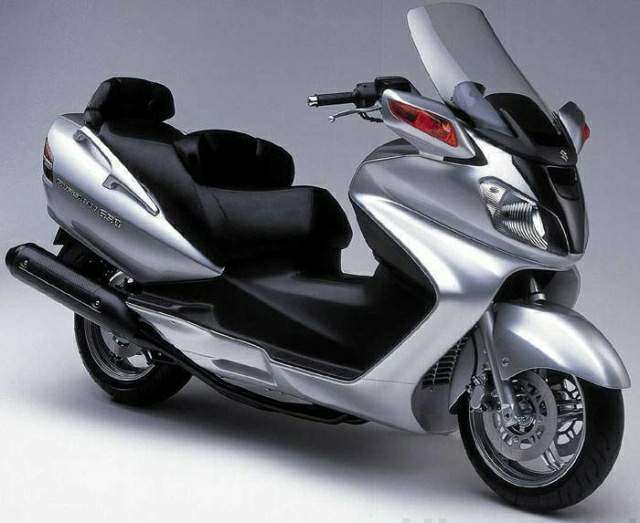 Suzuki%20Burgman%20650%2002%20%201.jpg