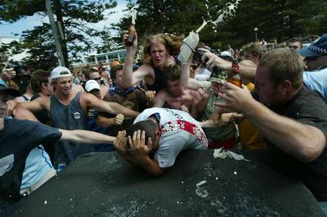 sydney_riots_wideweb__470x313,0.jpg