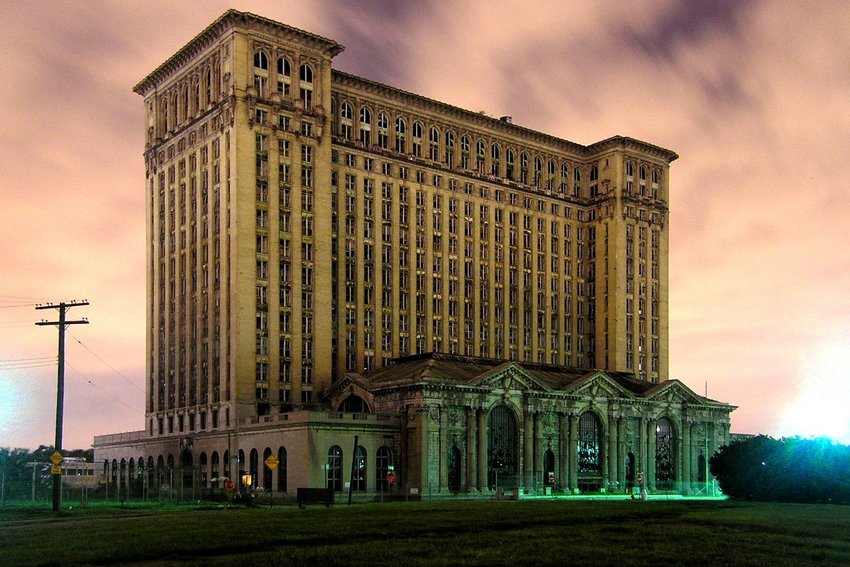 the-abandoned-michigan-central-station-in-detroit-usa.jpg