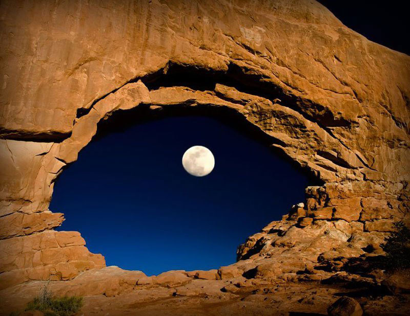 the_moon_through_north_window_arches_national_pa.jpg