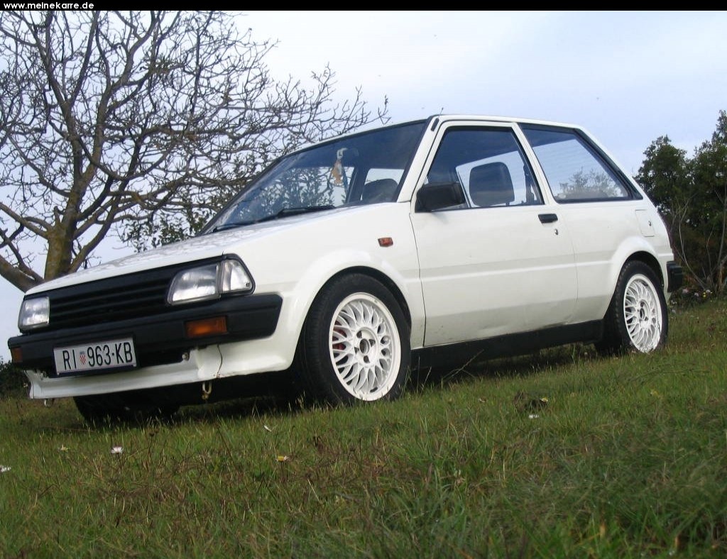 toyota%20starlet%201.jpg_jxjx666.jpg