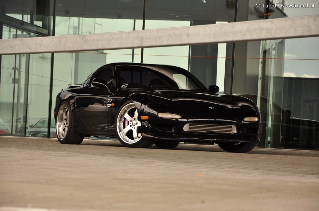 tuned1.at_flo_rx7_003.jpg