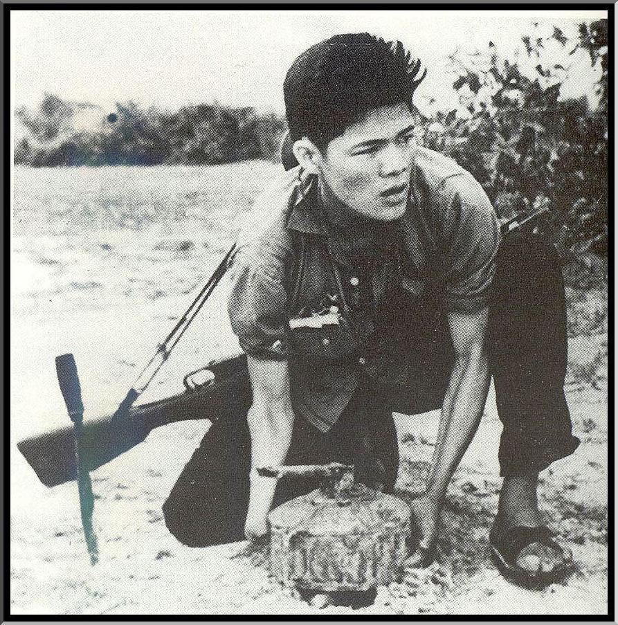 VIETNAM-WAR-VIETCONG-history-pictures-images-001.jpg