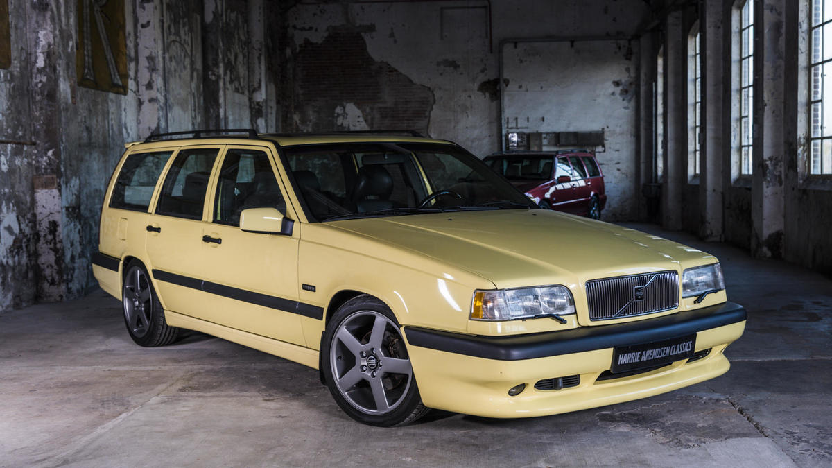 Volvo-850-855-geel-1.jpg