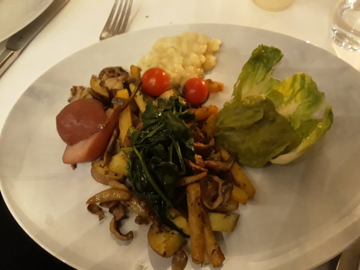 WhatsApp Image 2019-10-25 at 17.31.49.jpeg