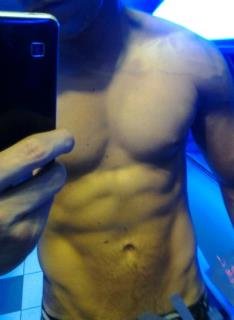 526667_10150525612608039_601593038_7676930_1825803663_n.jpg - 27395