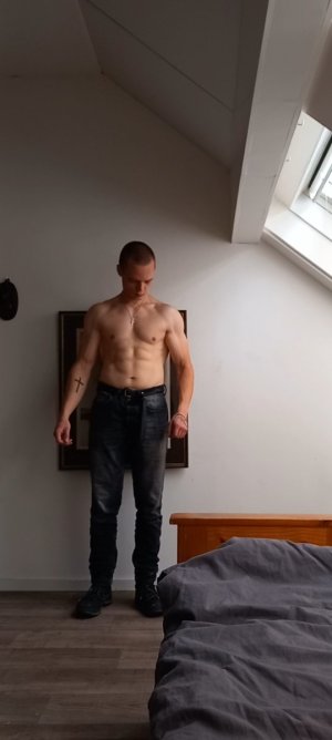 1000131905.jpg - 686397