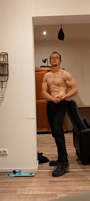 1000147811.jpg - 687408