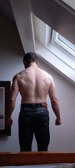 1000166348.jpg - 688116