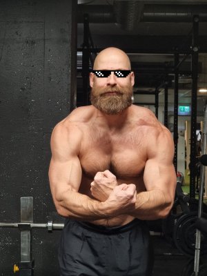 20251218_232221_2.jpg - 688576