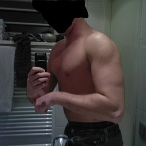 Pose, 17 jaar, 1 m 92, 105kg