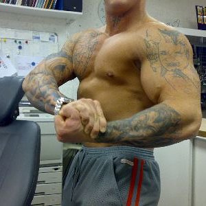 side chest 3 maanden terug