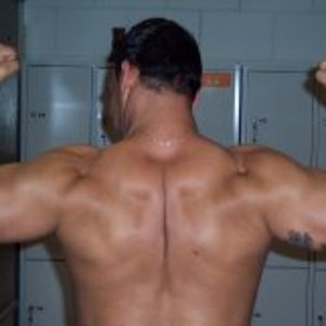 back.delts en traps