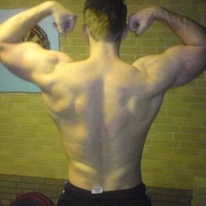 Back double biceps