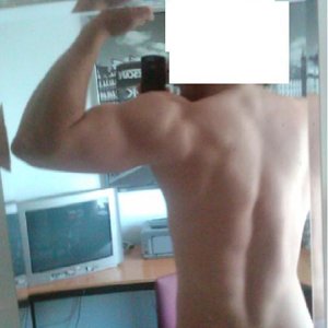 Achterkant armen/schouder (rechts)