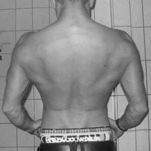 Back lat spread