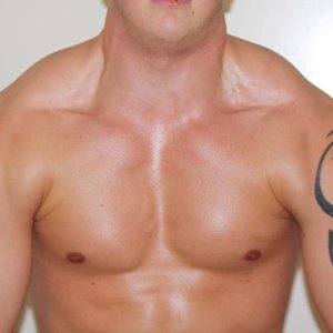 traps na 7x290kg shrugs