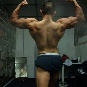 back doubble biceps