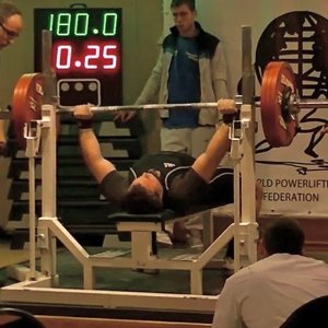 180kg Raw bench