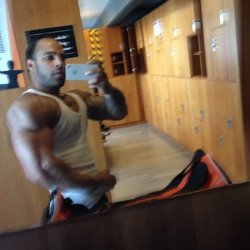 extra foto's omdat sommige denken dat armen alleen dik zijn LOL